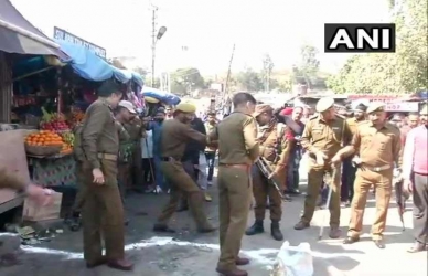 जम्मू बस स्थानकावर स्फोट, पोलीस घटनास्थळी दाखल