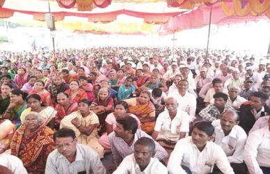 न्याय मिळेपर्यंत आंदोलनाचा प्रकल्पग्रस्तांचा पवित्रा