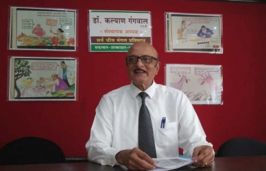 अंडे शाकाहारी म्हणणे अयोग्यच, खासदार संजय राऊत यांची मागणी चुकीची’