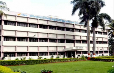 कोल्हापूरात गोकूळ दूध संघावर आयकर विभागाची धाड