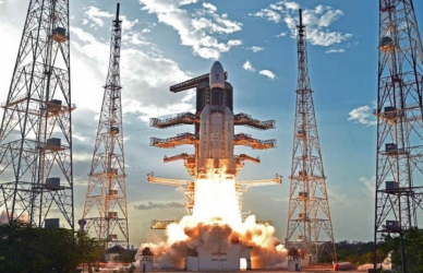 निप्पल जॉईंटमधल्या गळतीमुळे रद्द करावं लागलं चांद्रयान २ च उड्डाण