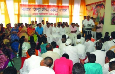 सत्ताधाऱ्यांच्या चुकीच्या धोरणांमुळे जनतेवर उपासमारीची वेळ - खासदार उदयनराजे