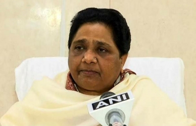 काँग्रेसने अफवा पसरवू नयेत, युपीत सर्व जागा लढवण्यास ते स्वतंत्र : मायावती