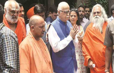 अडवाणी-जोशींना भाजपाच्या स्टार प्रचारकांच्या यादीतूनही वगळलं