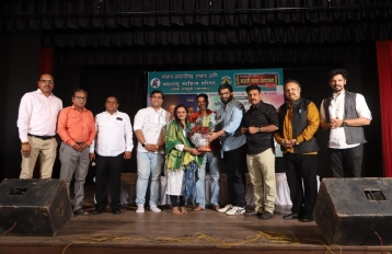 'नवकोरं' कार्यक्रमाला सातारकरांची उत्स्फूर्त दाद