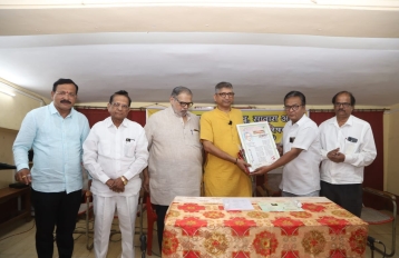 मराठी भाषा पंधरवड्यात 'उमगलेले गांधी' अभिवाचन कार्यक्रमाला प्रतिसाद