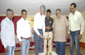 मराठी भाषा मातृभाषेबरोबरच ज्ञानभाषा होणे गरजेचे – डॉ.विवेक सावंत